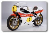 Phil Read Yamaha m&rsquo;a offert quatre Geishas  aux Bikers&rsquo;Classics.