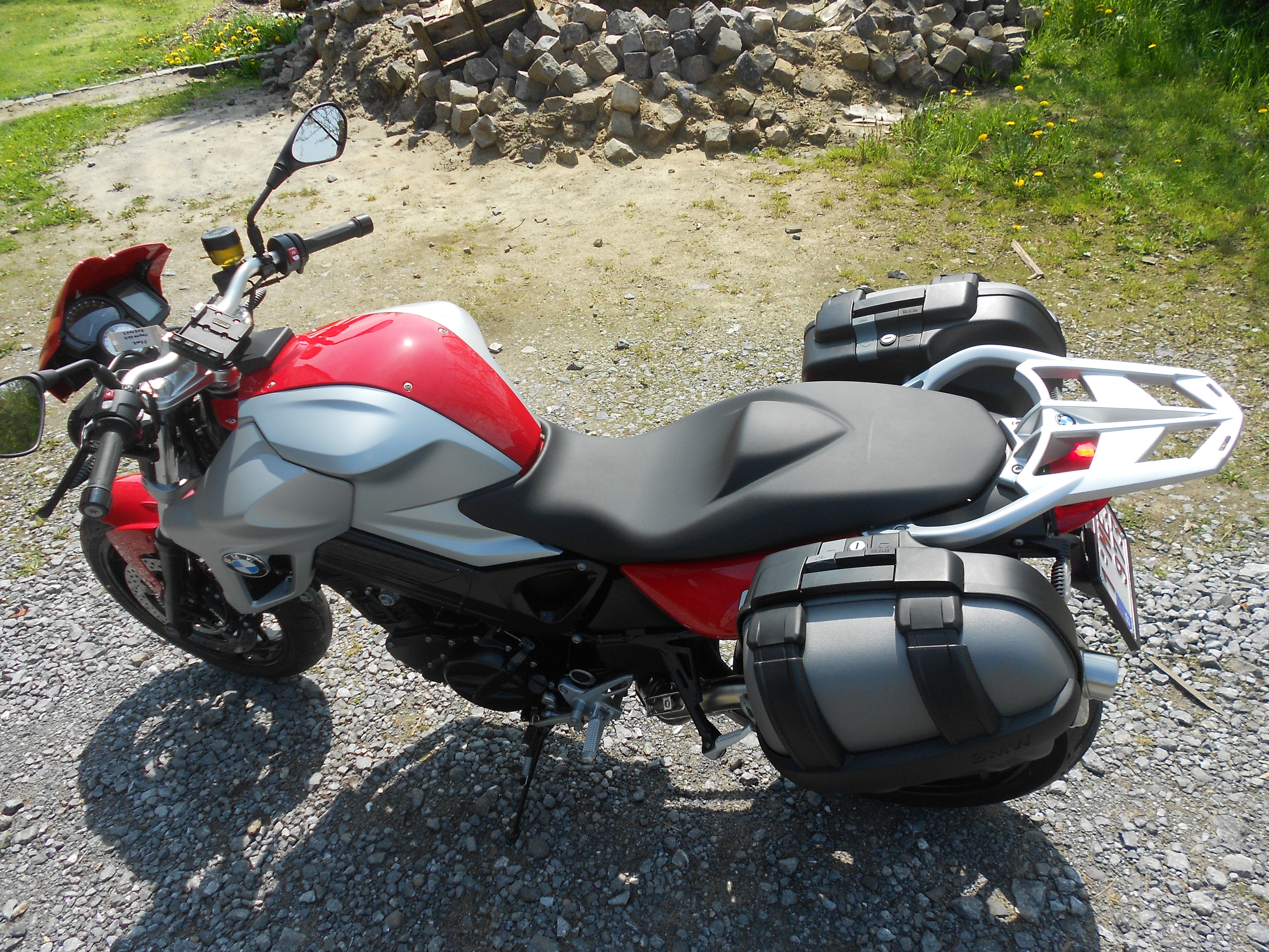 moto f800r