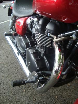 TRIUMPH SPEEDMASTER 2011