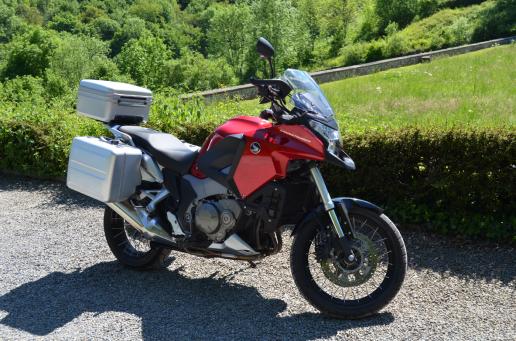 VFR 1200 ABS: Crosstourer sous tous les angles