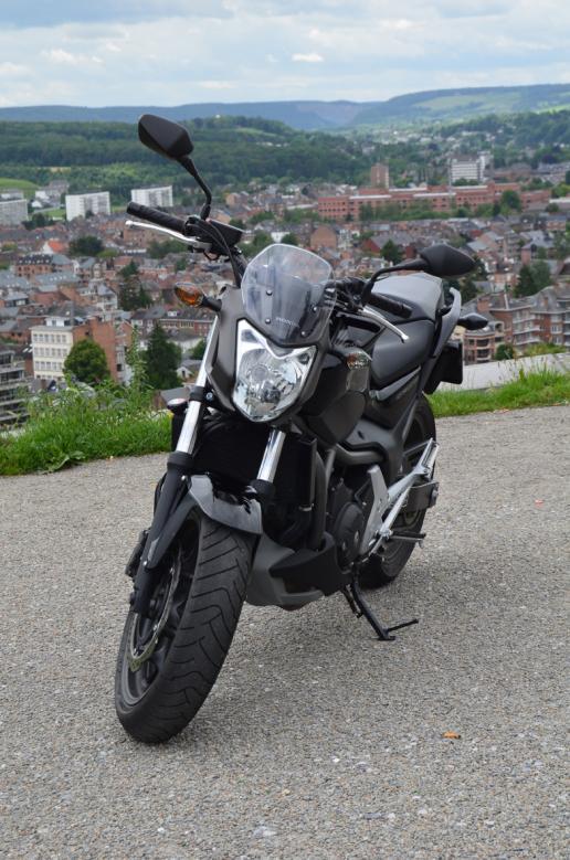 HONDA NC 700 S : UN ROADSTER LOW COST MAIS HIGH TECH POUR 2012