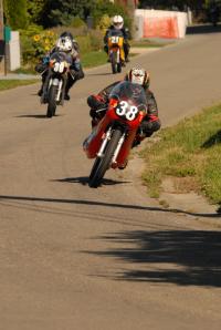 HISTORIC MOTOS ARDENNAIS  sur le circuit de Jéhonville.