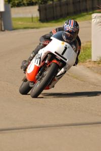 HISTORIC MOTOS ARDENNAIS  sur le circuit de Jéhonville.