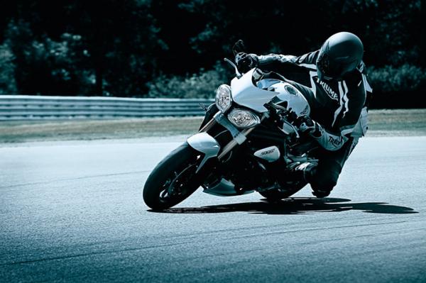 Triumph Speed Triple &#8211; 2011