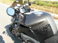 BMW K 1300 R le roadster toujours aussi waou!