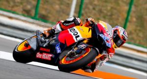 Nouvelle victoire pour Repsol Honda malgré la chute de Pedrosa