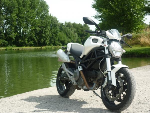Ducati Monster 696 &#8211; 2009