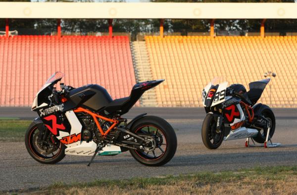 100 KTM RC8RR Akrapovic Race Replica