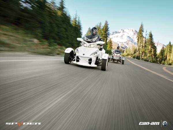 Can Am Spyder RT-S pour du tourisme sur 3 roues