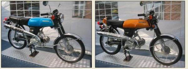 Bourse de vente et d&rsquo;échange pour motos classiques. Exposition de la marque Kreidler.