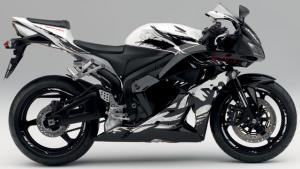 Et que penser de la CBR 600 RR version 2010 ?