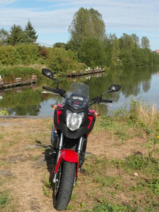 Honda NC 700 X: tueuse de scooters