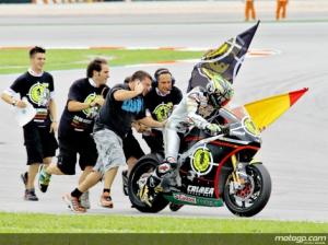 Toni Elàas Champion du Monde Moto2 2010