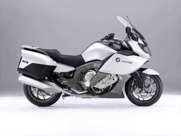 Le 6-cylindres débarque chez BMW : K 1600 GT et GTL et en vidéos sur le net.