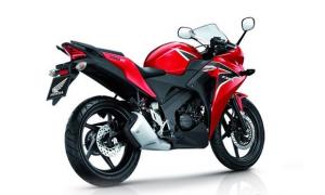 Honda CBR125R 2011 : mini-VFR