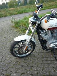 Harley-Davidson Sportster 883 Superlow 2011 : toucher au mythe