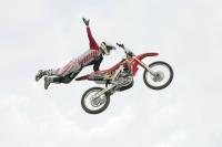 Ride Attack Fmx Team : freestyle et acrobaties sur moto-zoom.com