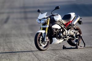 Triumph Speed Triple R &#8211; 2012