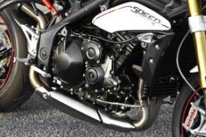 Triumph Speed Triple R &#8211; 2012