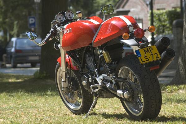 Ducati Sport 1000