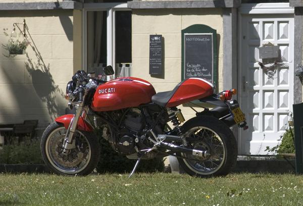 Ducati Sport 1000