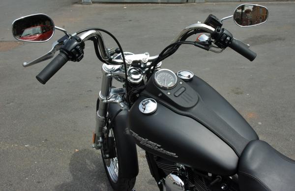 Harley Davidson FXDBI Dyna Street Bob