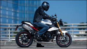 Triumph Speed Triple R &#8211; 2012