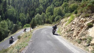 Découvrir les Pyrénées à moto