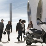 2015-Yamaha-X-MAX-400-EU-Absolute-White-Static-005