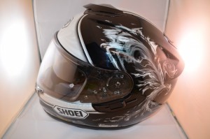 Shoei GT-AIR, l&rsquo;intégral passe enfin à l&rsquo;écran solaire intégré