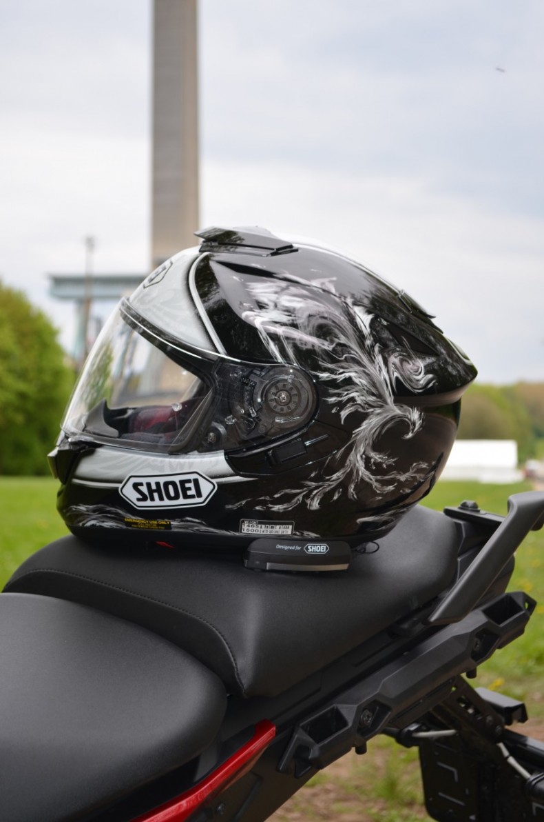 Shoei Gt Air Lintégral Passe Enfin à Lécran Solaire Intégré