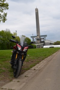 Yamaha MT-09 Tracer, le côté obscur a du bon.