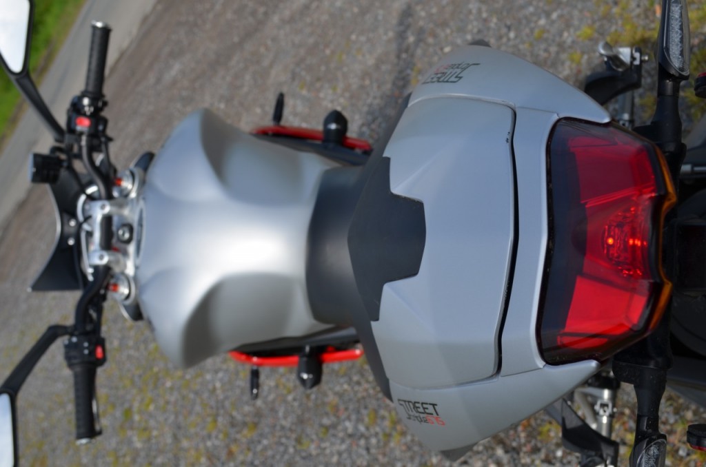 triumph Street Triple RX