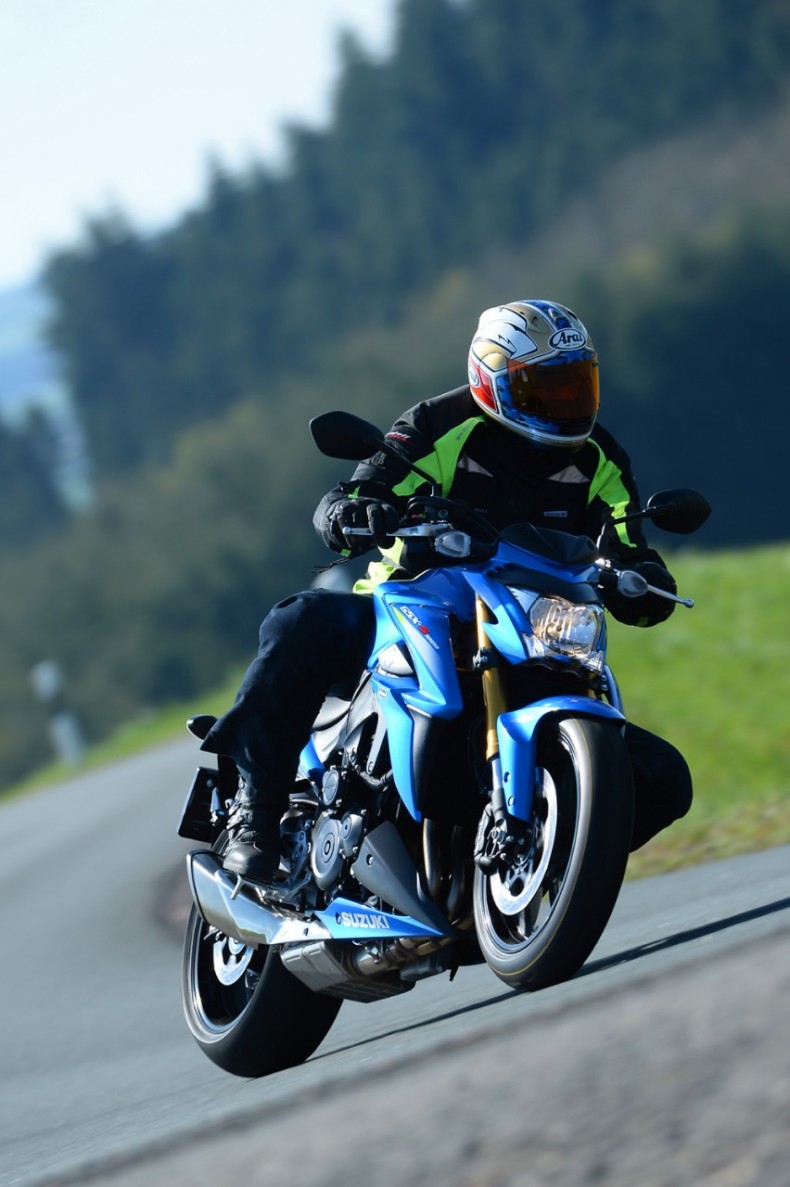 Suzuki GSX-S 1000, présentation presse