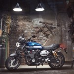 2015-Yamaha-XJR1300-EU-Power-Blue-Static-001