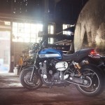 2015-Yamaha-XJR1300-EU-Power-Blue-Static-007