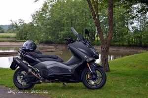 Le Yamaha T-Max Ironmax aux 1000 virages