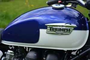 TRIUMPH BONNEVILLE 2015