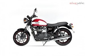 TRIUMPH BONNEVILLE 2015