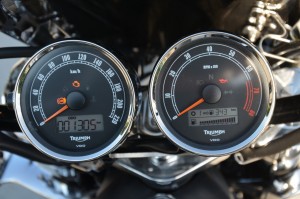 ESSAI DE LA TRIUMPH ROCKET X