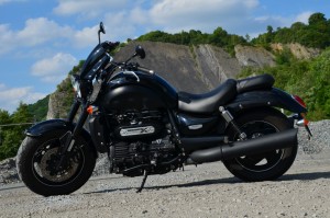 ESSAI DE LA TRIUMPH ROCKET X