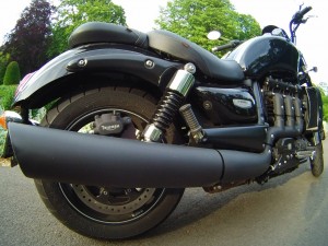 ESSAI DE LA TRIUMPH ROCKET X