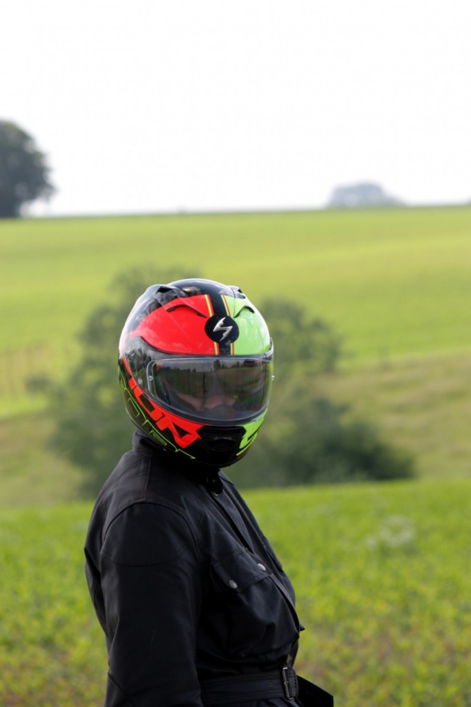 Grâce à ses coloris fluo, le "Quarterback" attire le regard.