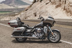 Les nouveautés Harley-Davidson, la Iron 883 et la Forty-Eight revues, un Fat Boy S et un Softail Slim S