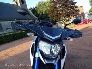 Yamaha MT-09 un peu plus près des étoiles