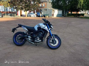 Yamaha MT-09 un peu plus près des étoiles