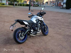 Yamaha MT-09 un peu plus près des étoiles