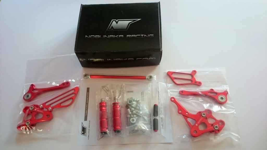 Qualité perçue dès le packaging. Notez la présence d'un schéma de montage.