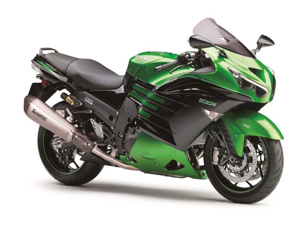 16MY_ZZR1400_Performance Sport_Static (3)