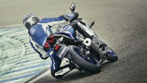 YZF R3: petite cylindrée, grand pedigree!